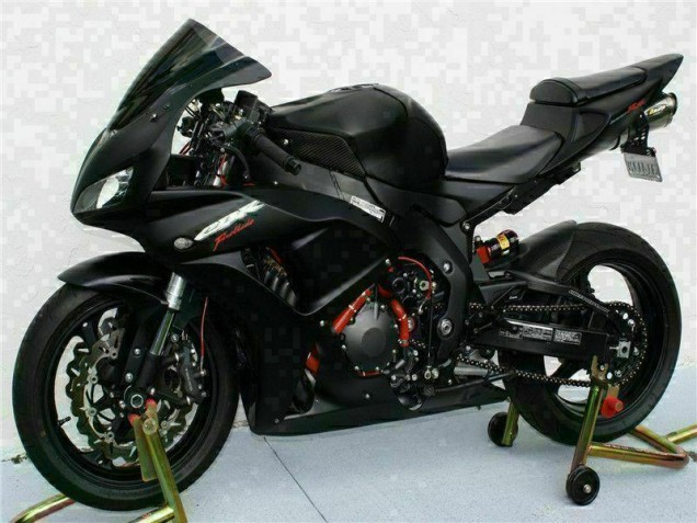 Schwarz CBR 1000 RR 2006-2007 Verkleidungen & Plastik Schwarz CBR 1000 RR 2006-2007 Verkleidungen & Plastik